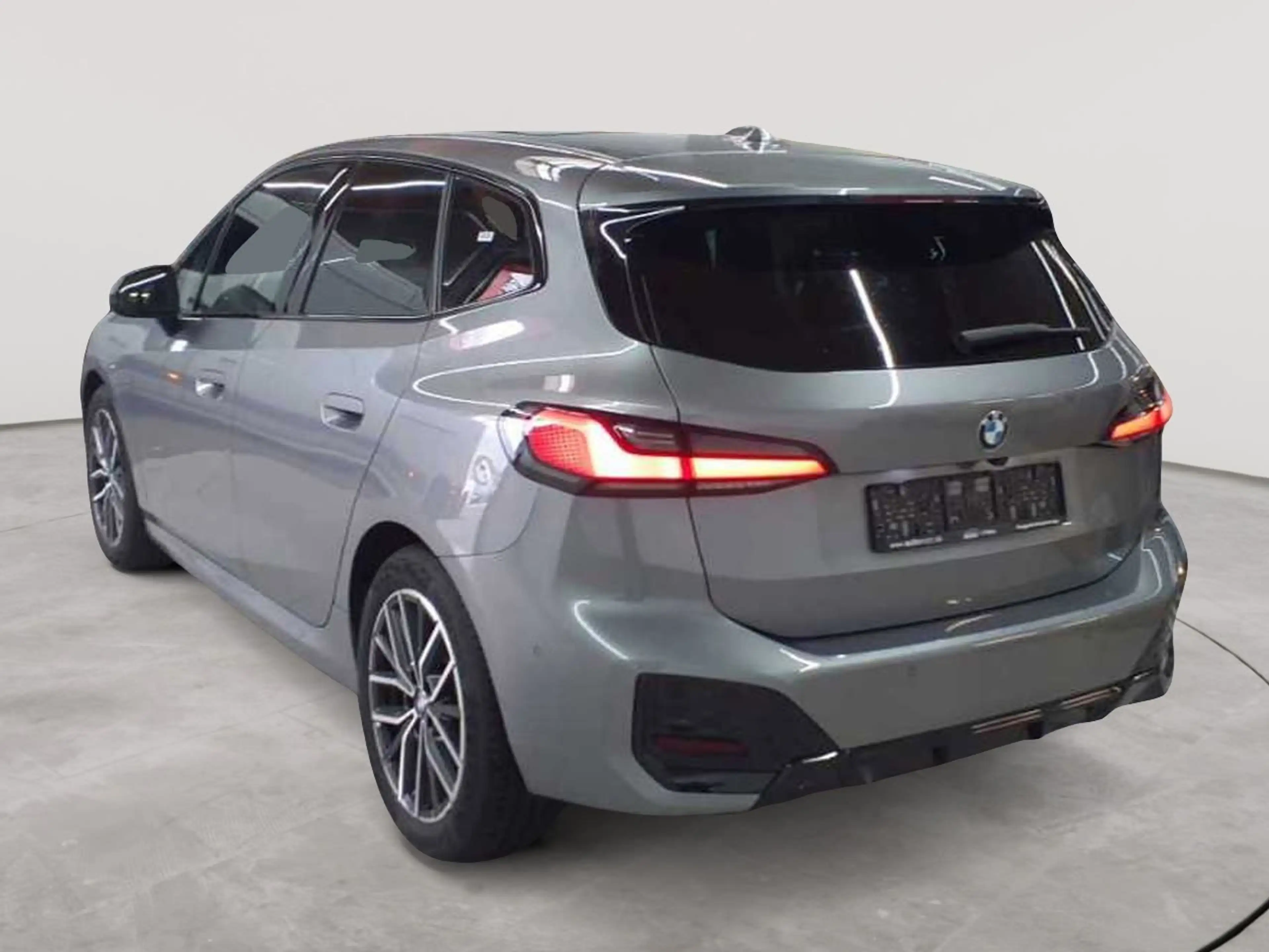 BMW 218 218d Active Tourer Aut. M Sport Navi Pano H&K — photo 5