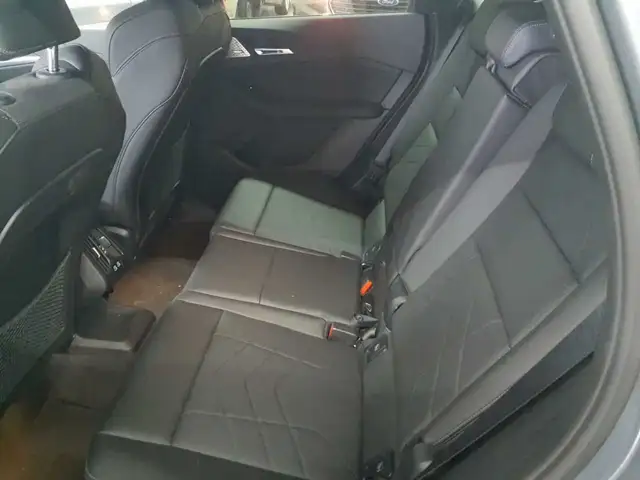 BMW 2 Series view 14