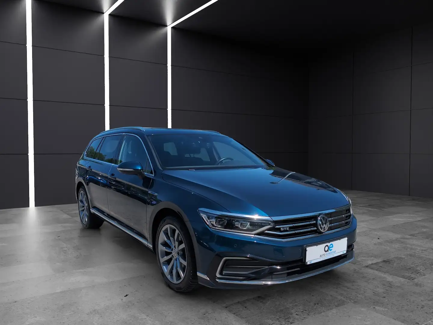 Volkswagen Passat Variant GTE R line*IQ*Pano*AHK*360*Virtua Blau - 2