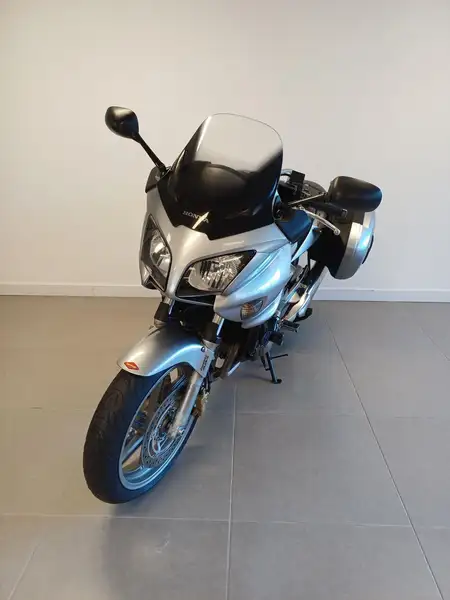 Honda CBF 1000 - foto 5
