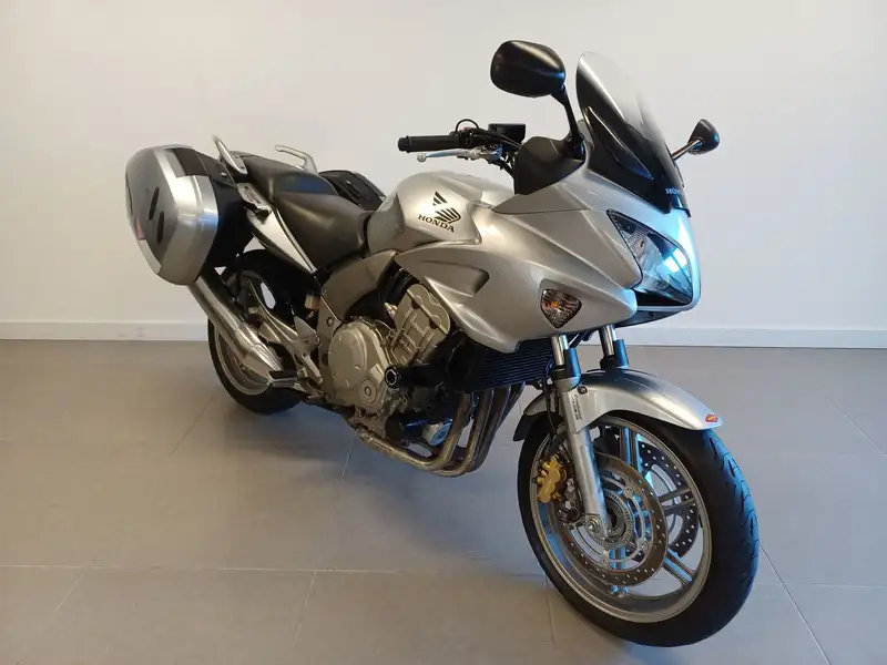 Honda CBF 1000 - foto 3