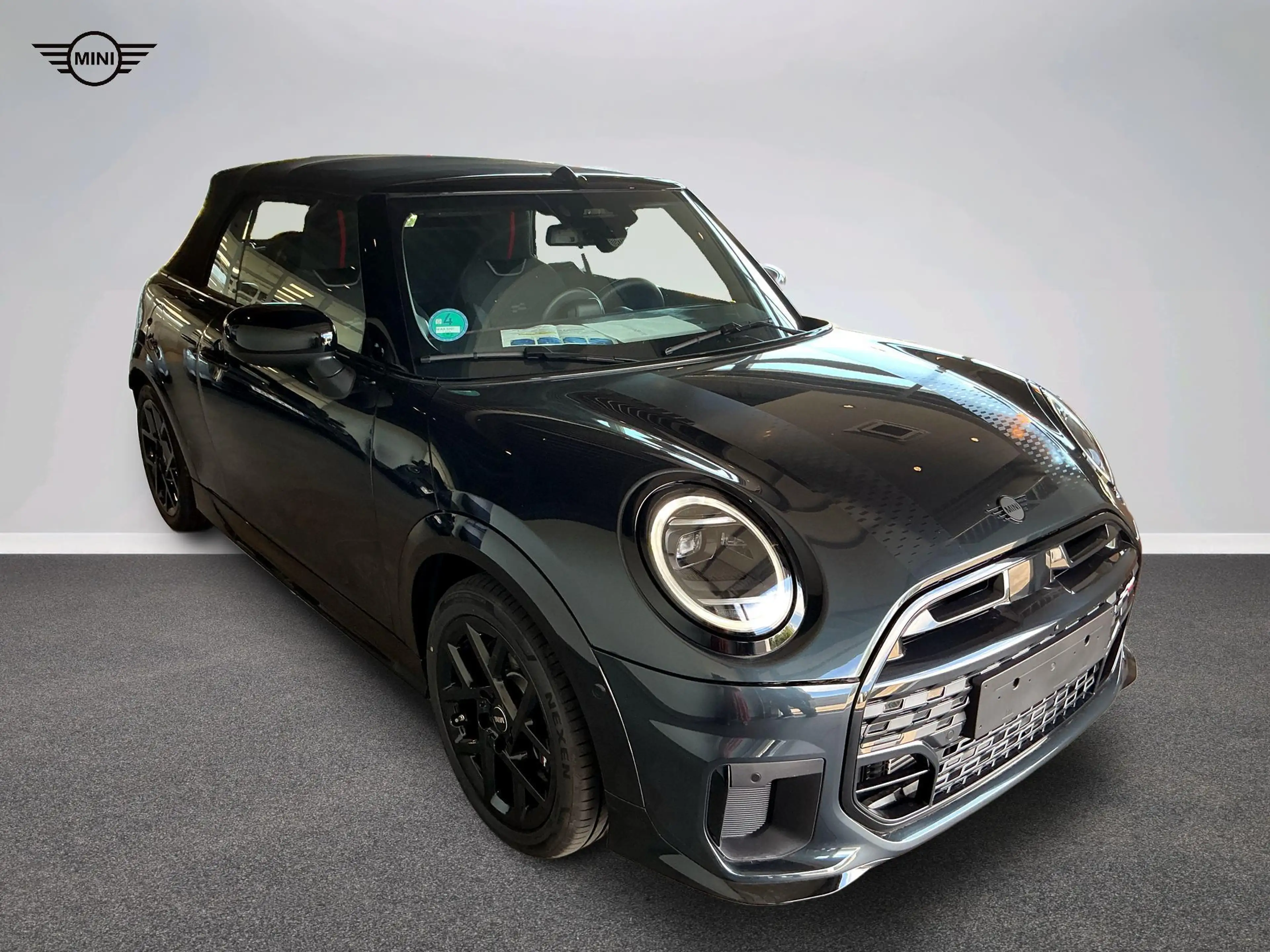 MINI Cooper S Cabrio John Cooper Works Trim — photo 14