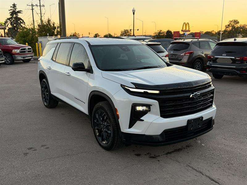 2026 Chevrolet Traverse — photo 2