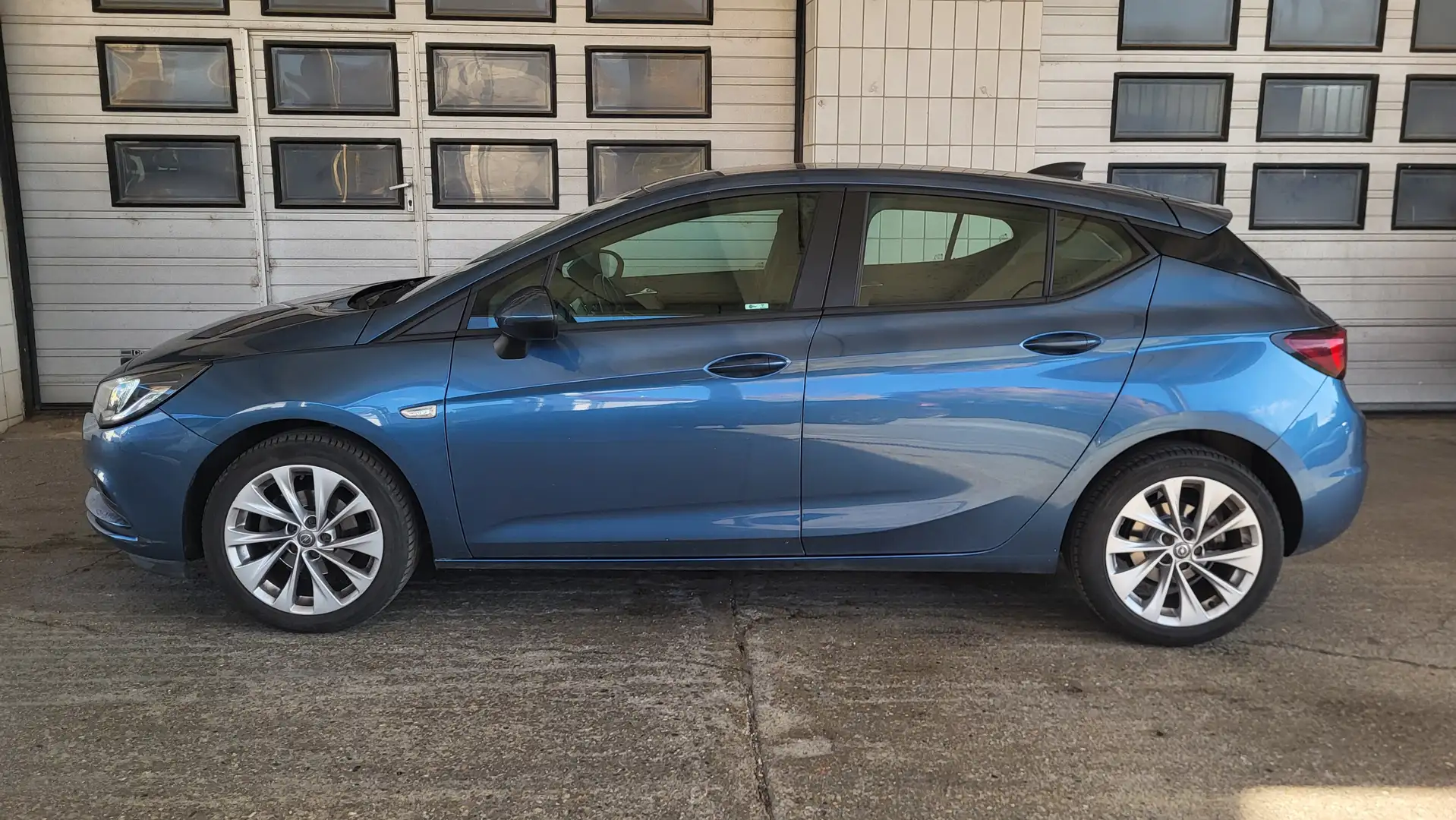 Opel Astra Edition Start/Stop Blau - 2