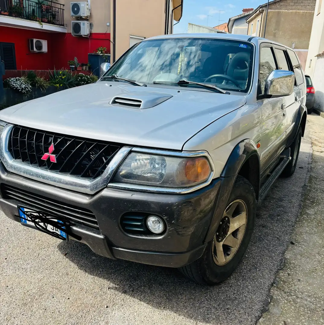 Mitsubishi Pajero Sport Wagon 2.5 tdi GLS Target 115cv - 2