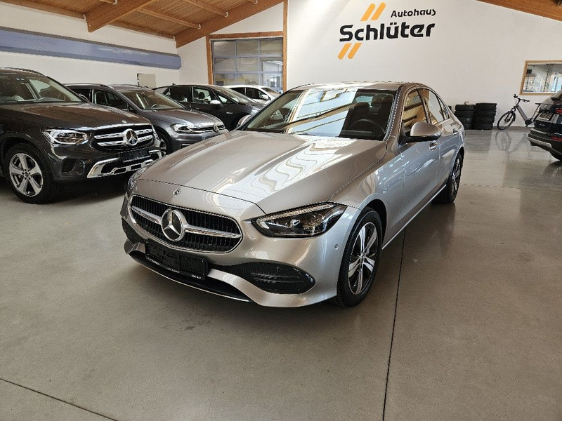 Mercedes-Benz C 300 e Hybrid Avantgarde 20kWh 360°+ACC+Sound