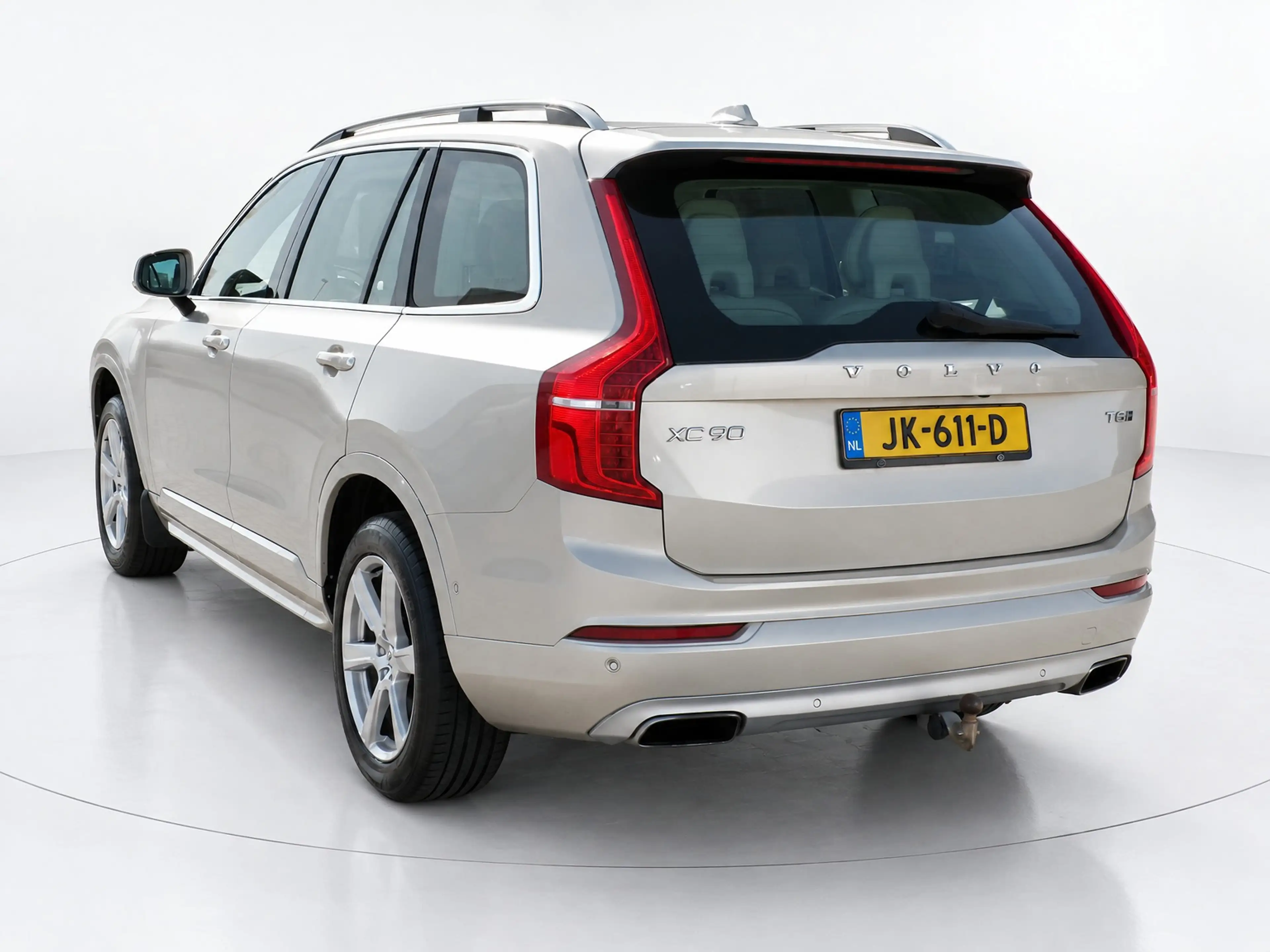 Volvo XC90 2.0 T8 Twin Engine AWD Momentum|7-persoons|Luxe — photo 5