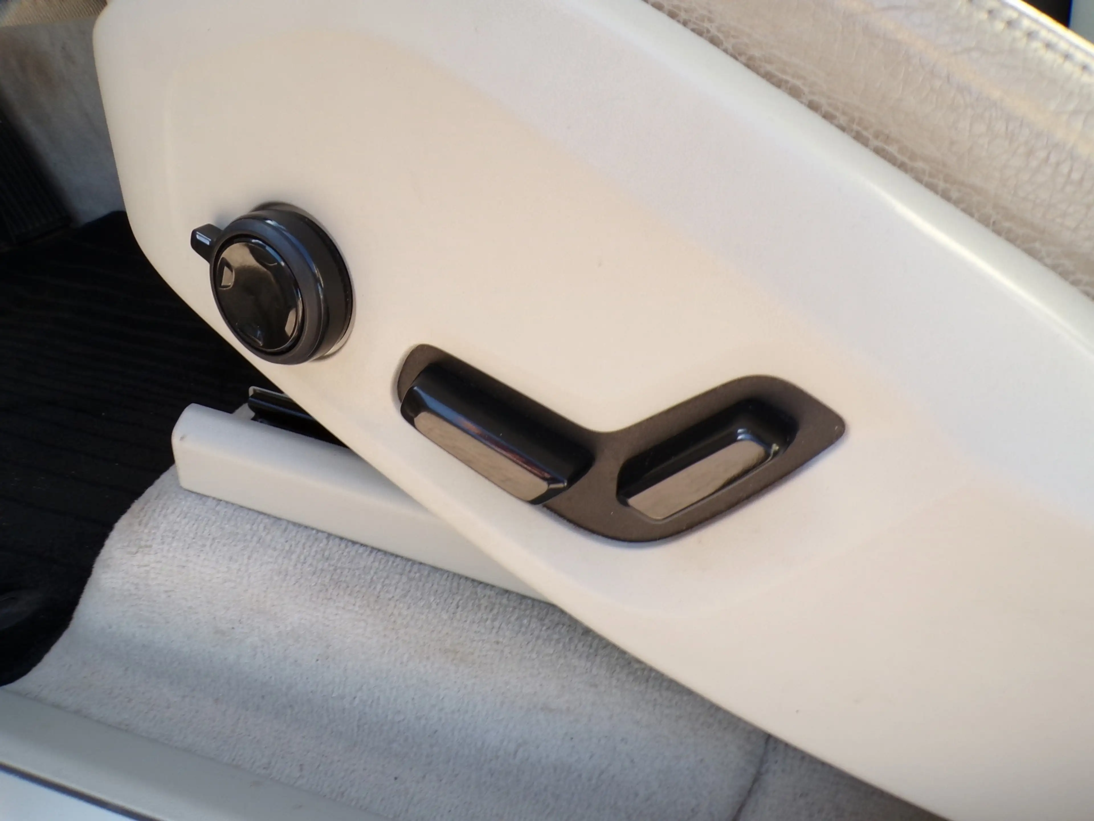 Volvo XC90 2.0 T8 Twin Engine AWD Momentum|7-persoons|Luxe — photo 7