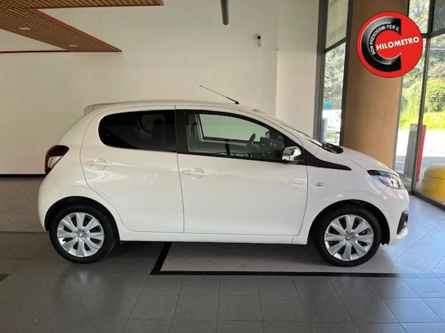 Peugeot 108 5p 1.0 vti Style Bianco - 1