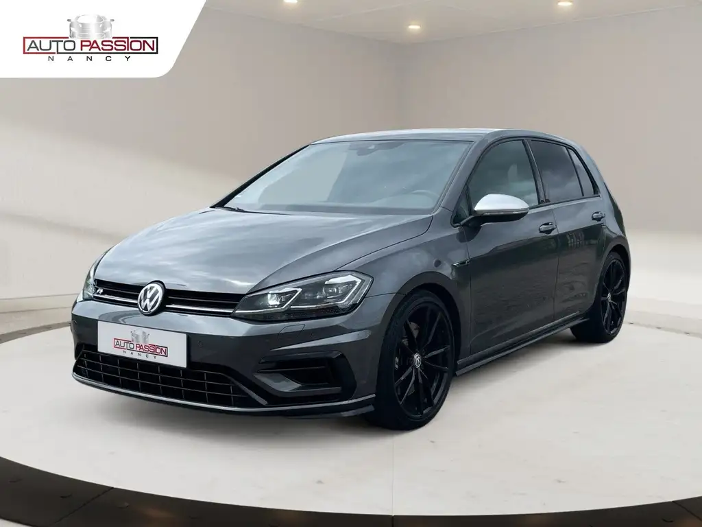 Volkswagen Golf R 2018 из Европы — купить под ключ