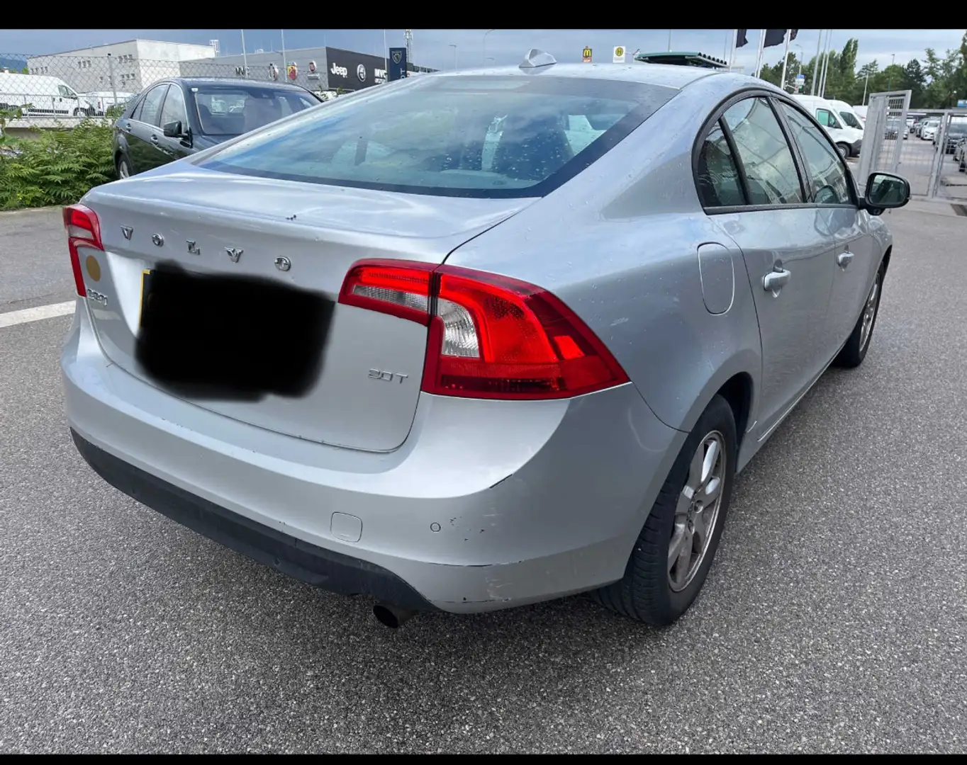 Volvo S60 2,0T Kinetic Aut.//1 Besitz// wenig KM// Argintiu - 2