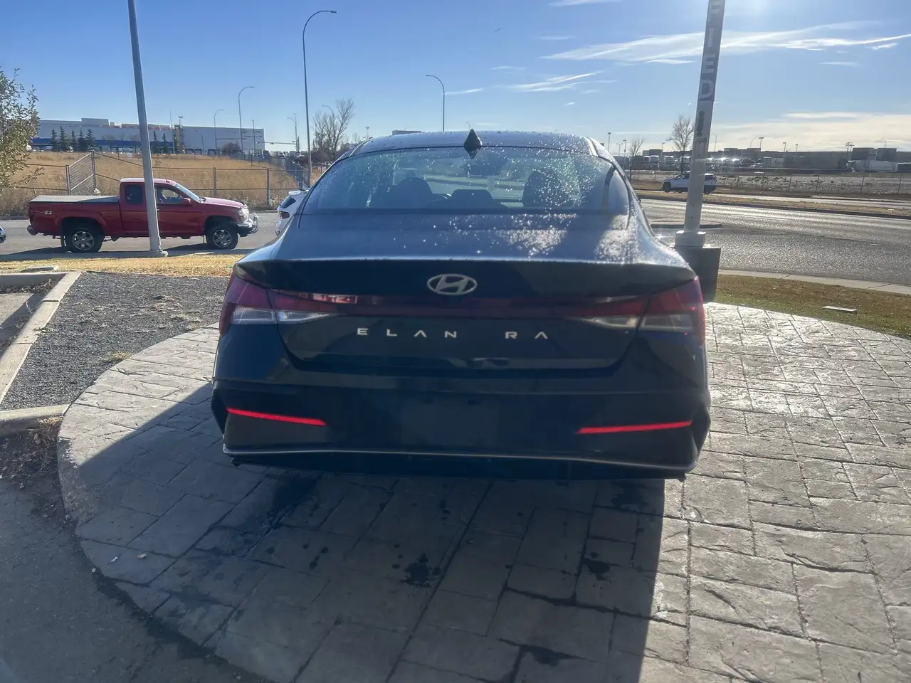 Hyundai ELANTRA снимка Hyundai ELANTRA