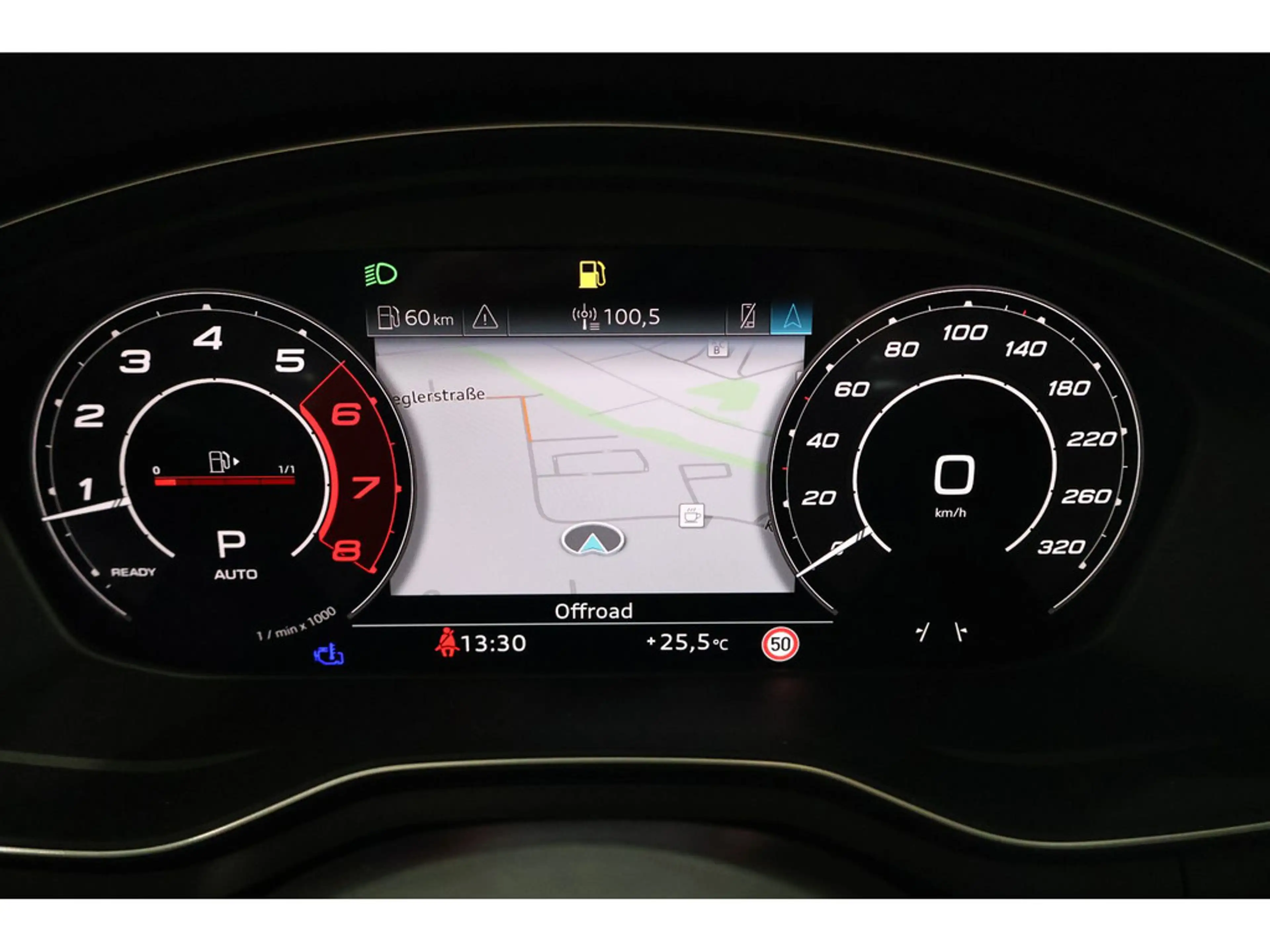 Audi RS4 — photo 11