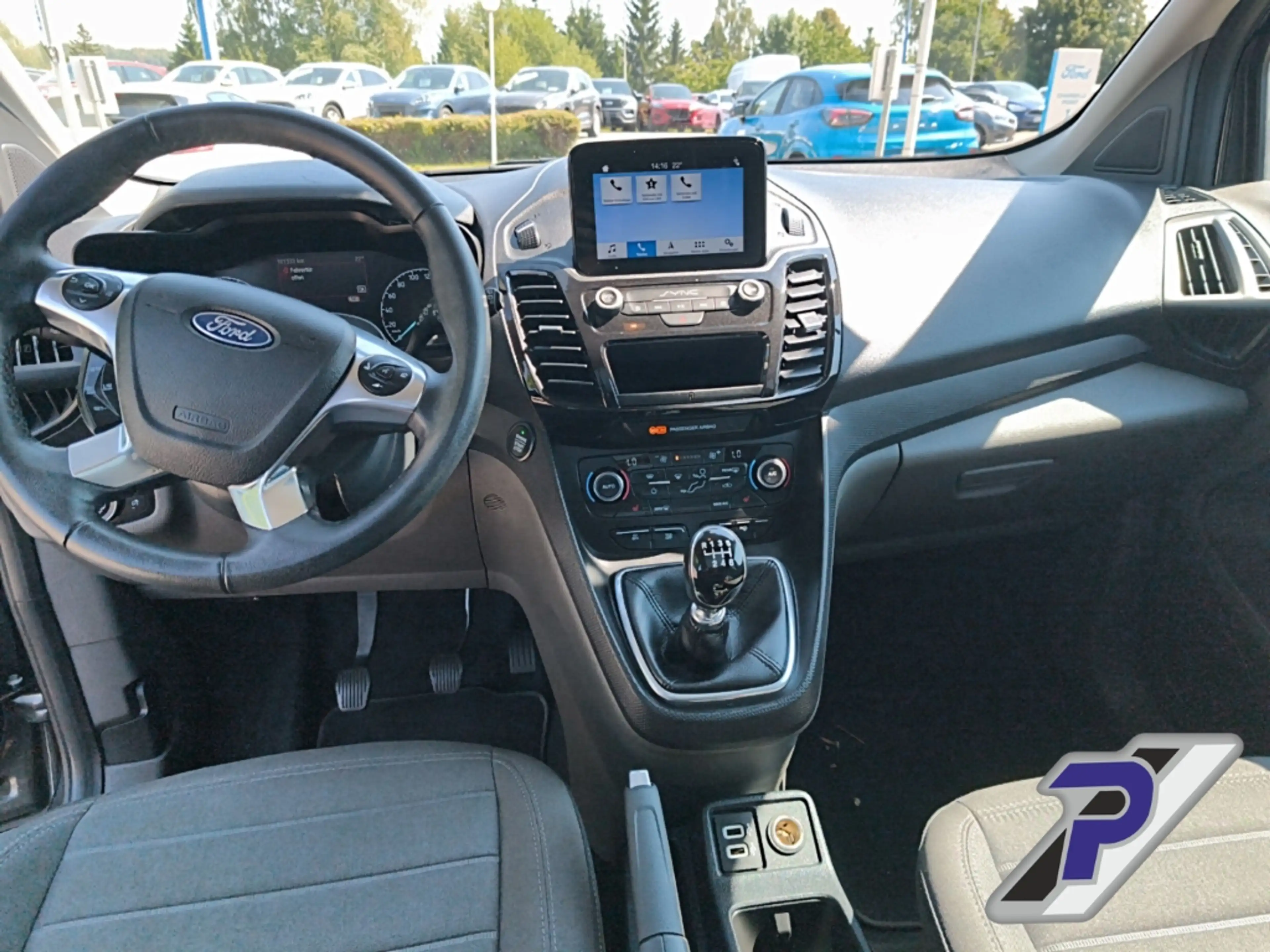 Ford Grand Tourneo Titanium 7-Sitzer NAVI+XENON+KAMERA+PANODACH — photo 15