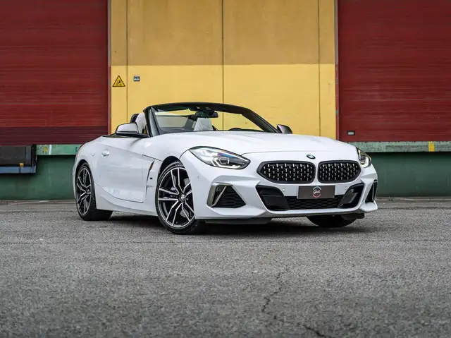 BMW Z4 M40i auto