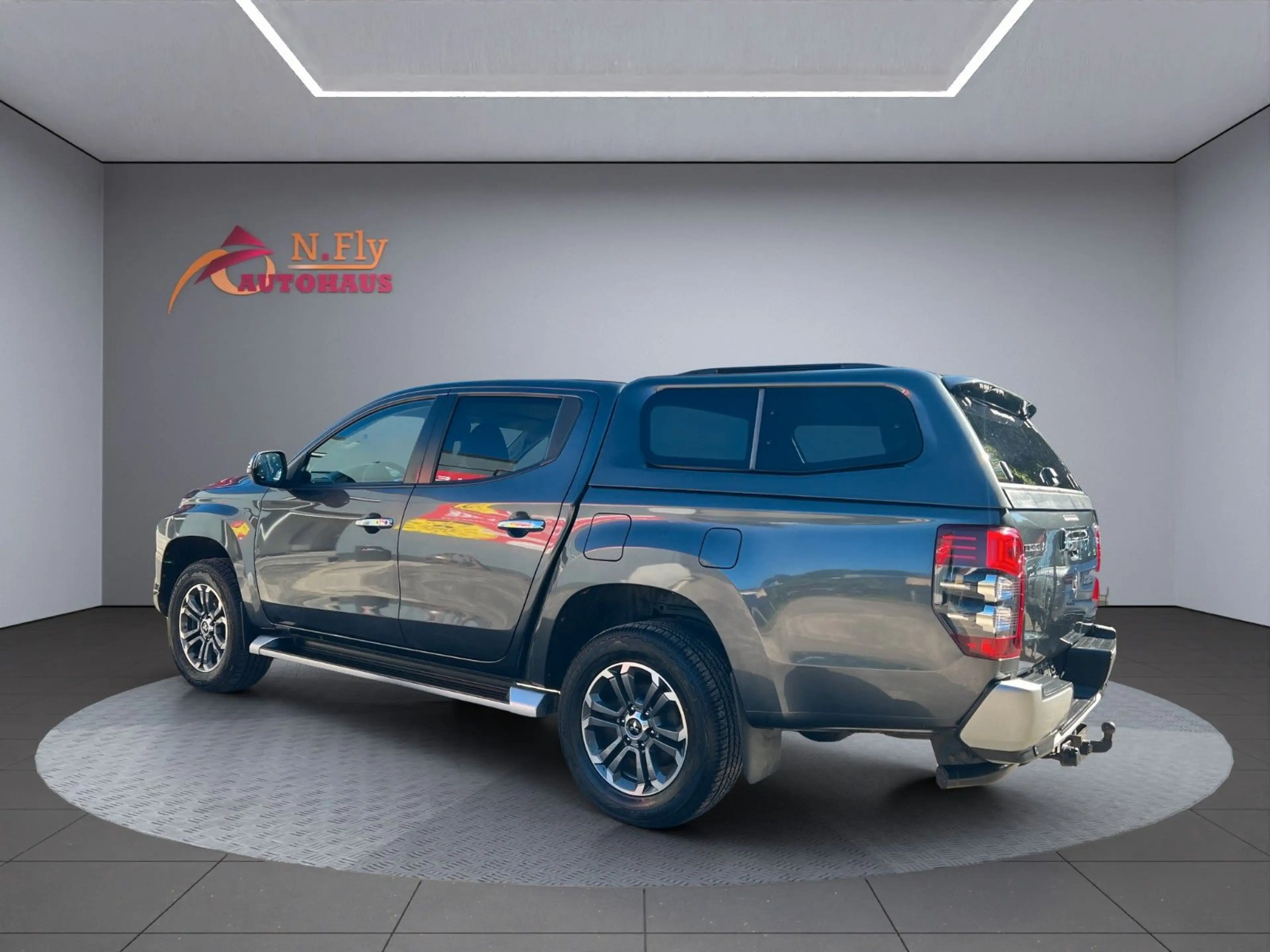 Mitsubishi L200 Intro Edition Doppelkabine 4WD *Hardtop* — photo 7