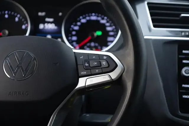 Volkswagen Tiguan view 11