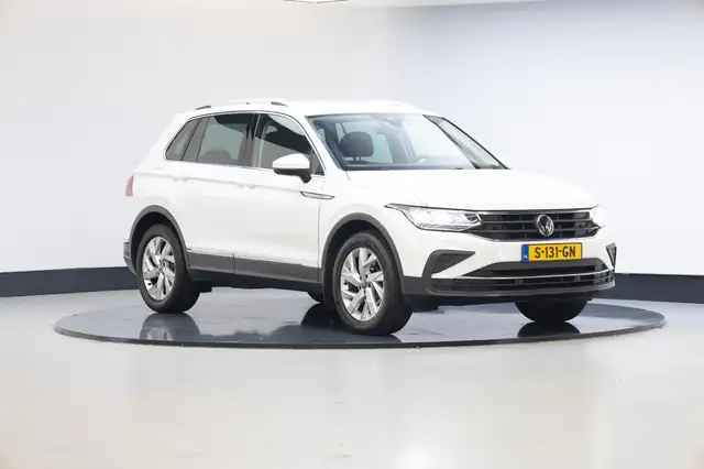 2022 Volkswagen Tiguan in White for sale