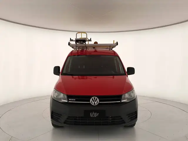 Volkswagen Caddy view 3