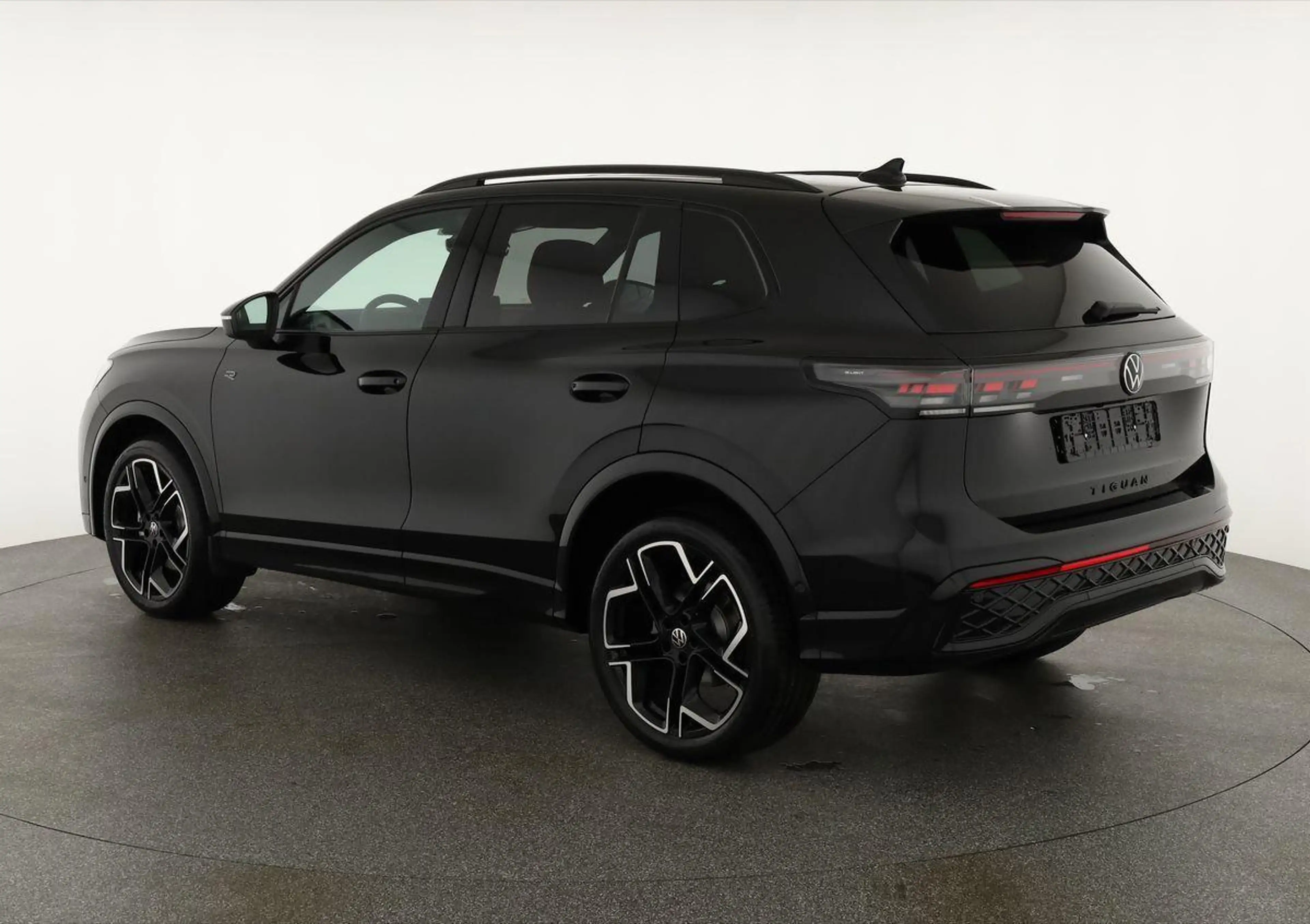 Volkswagen Tiguan 2.0 TDI 142 kW 4Motion R-Line DSG 4M Black, VOL... — photo 3