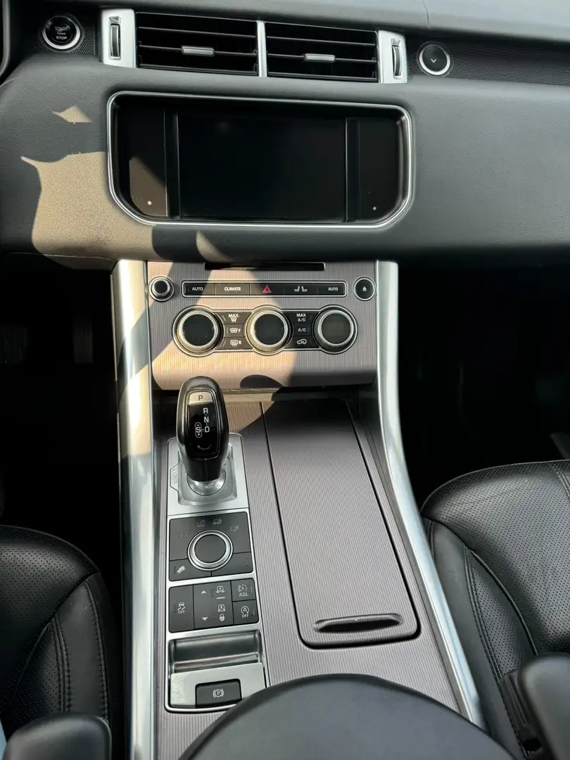 Land Rover Range Rover Sport Range Rover Sport TDV6 HSE Gris - 2