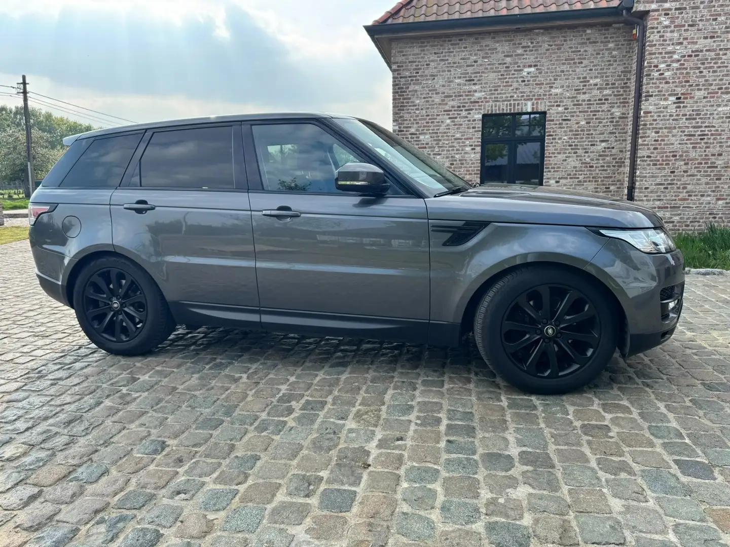 Land Rover Range Rover Sport Range Rover Sport TDV6 HSE Gris - 1
