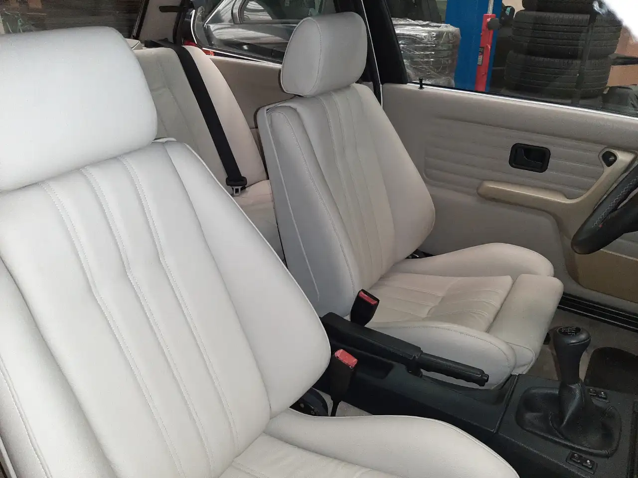 BMW 325 is E30 coupe 111000 km airco sper sportonderstel, foto 9
