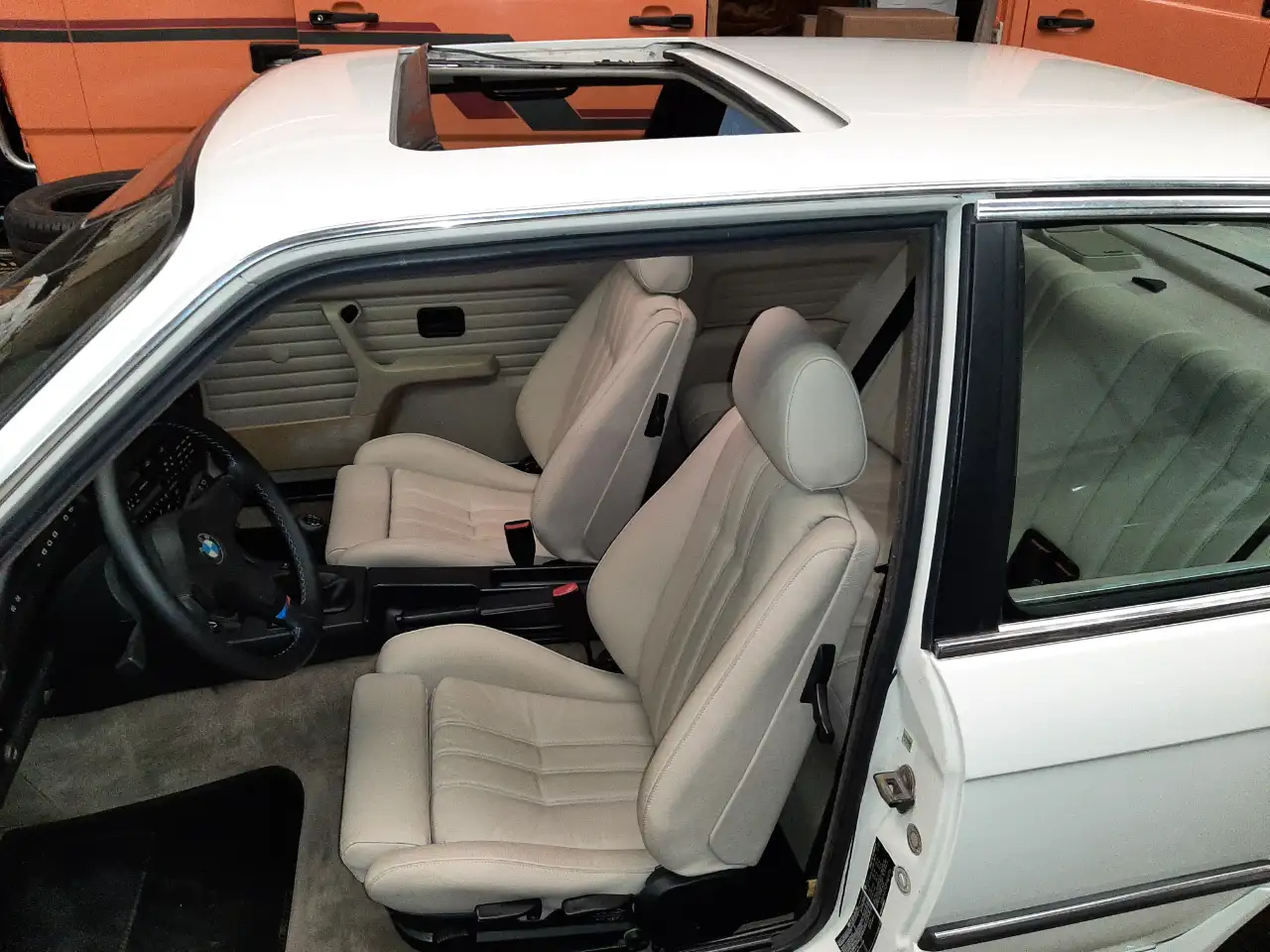 BMW 325 is E30 coupe 111000 km airco sper sportonderstel, foto 3