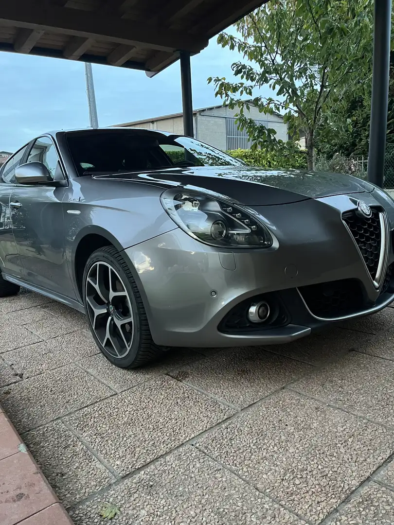 Alfa Romeo Giulietta 1.6 jtdm Super L.E. 120cv - 2