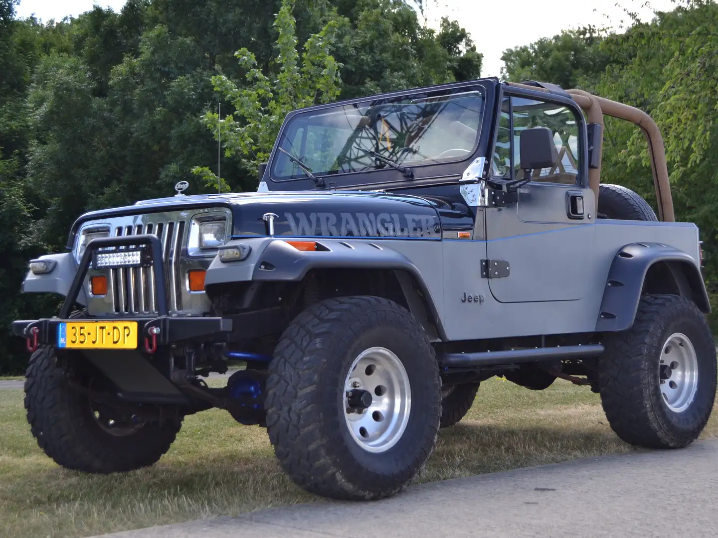 Jeep Wrangler 4.0 Hardtop Grijs - 2