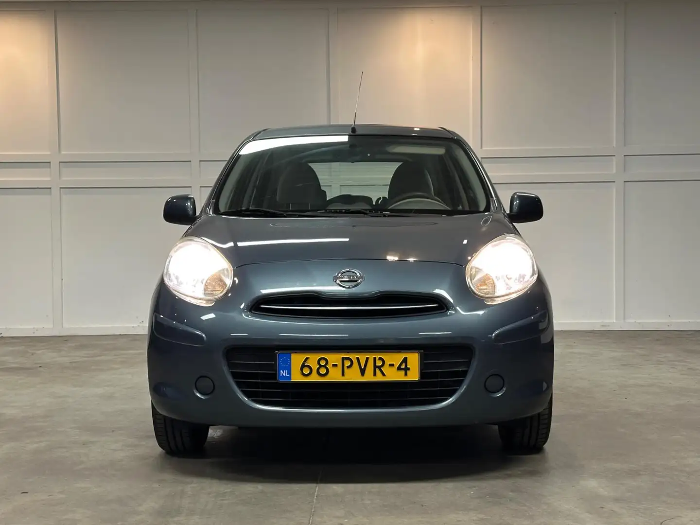 Nissan Micra 1.2 Acenta / 2011 / Airco / Cruise Grijs - 2