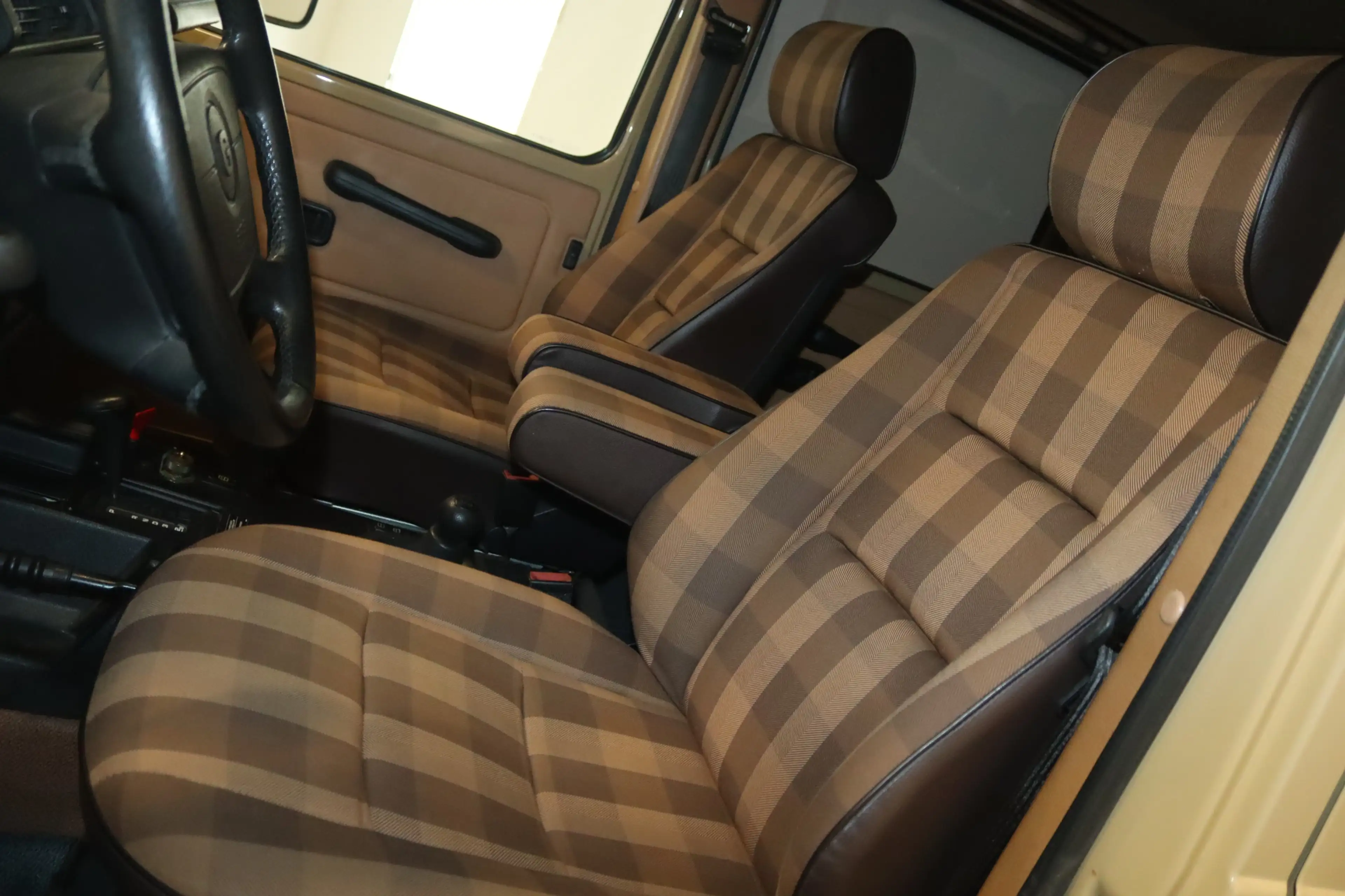 Mercedes-Benz G 290 Puch lang Automatik-AHK-SHZ-STDHZ- — photo 8