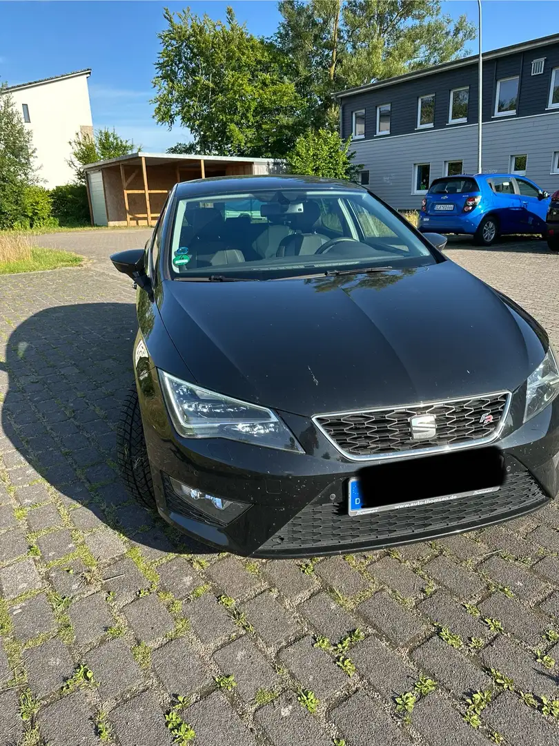 SEAT Leon 2.0 TDI FR AHK Standheizung Navi LED - 1