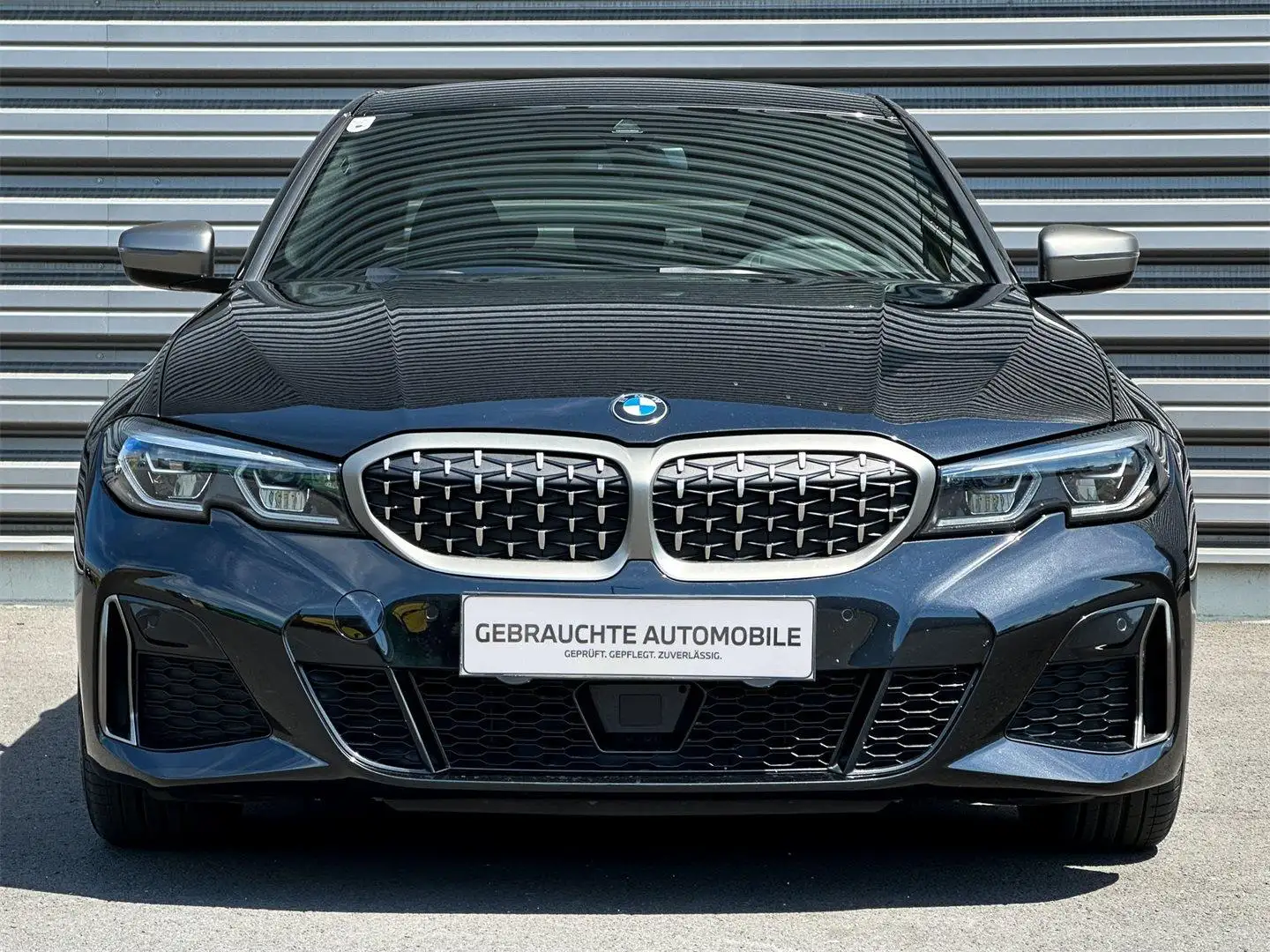 BMW 340 d M xDrive Schwarz - 2