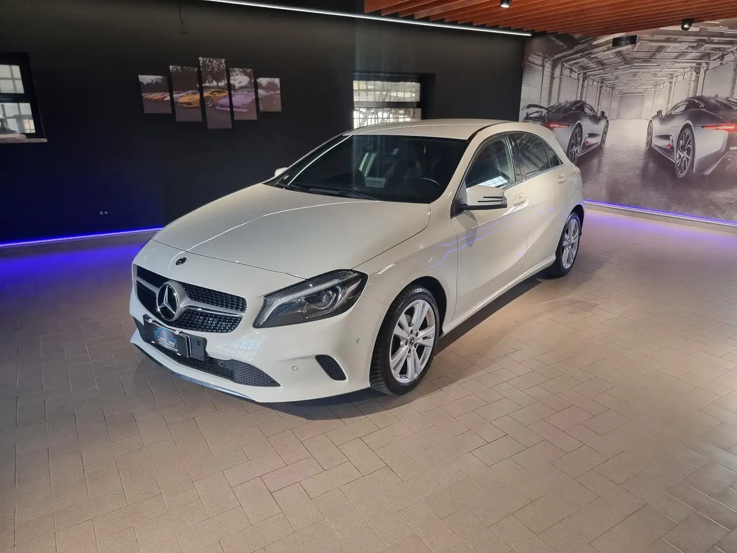 Mercedes-Benz A 180 d Premium Next - 1