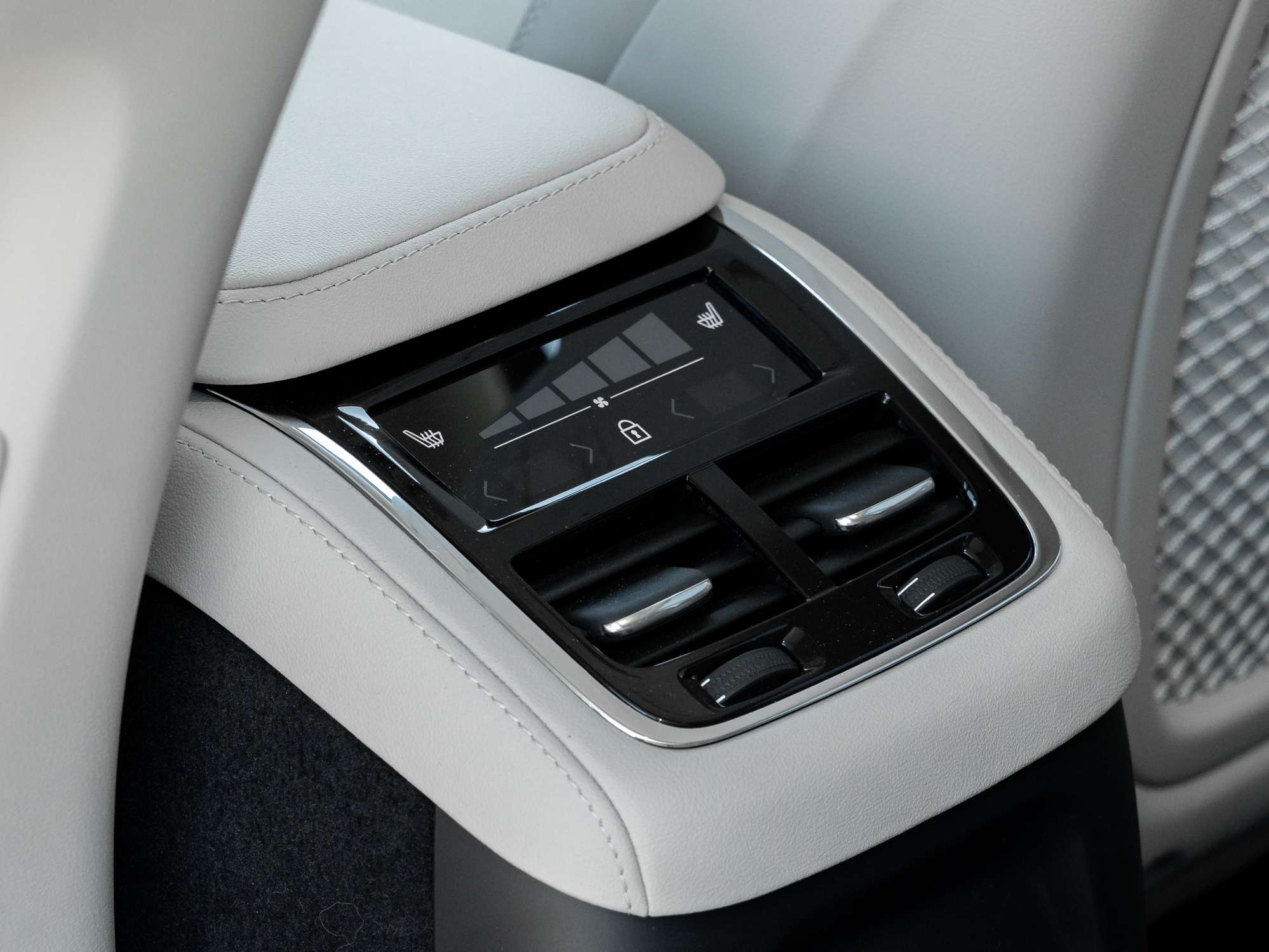 2025 Volvo XC90 2025.5 T8 AWD ULTRA |MASSAGE SEATS |B&WILKINS |CPO thumb 27