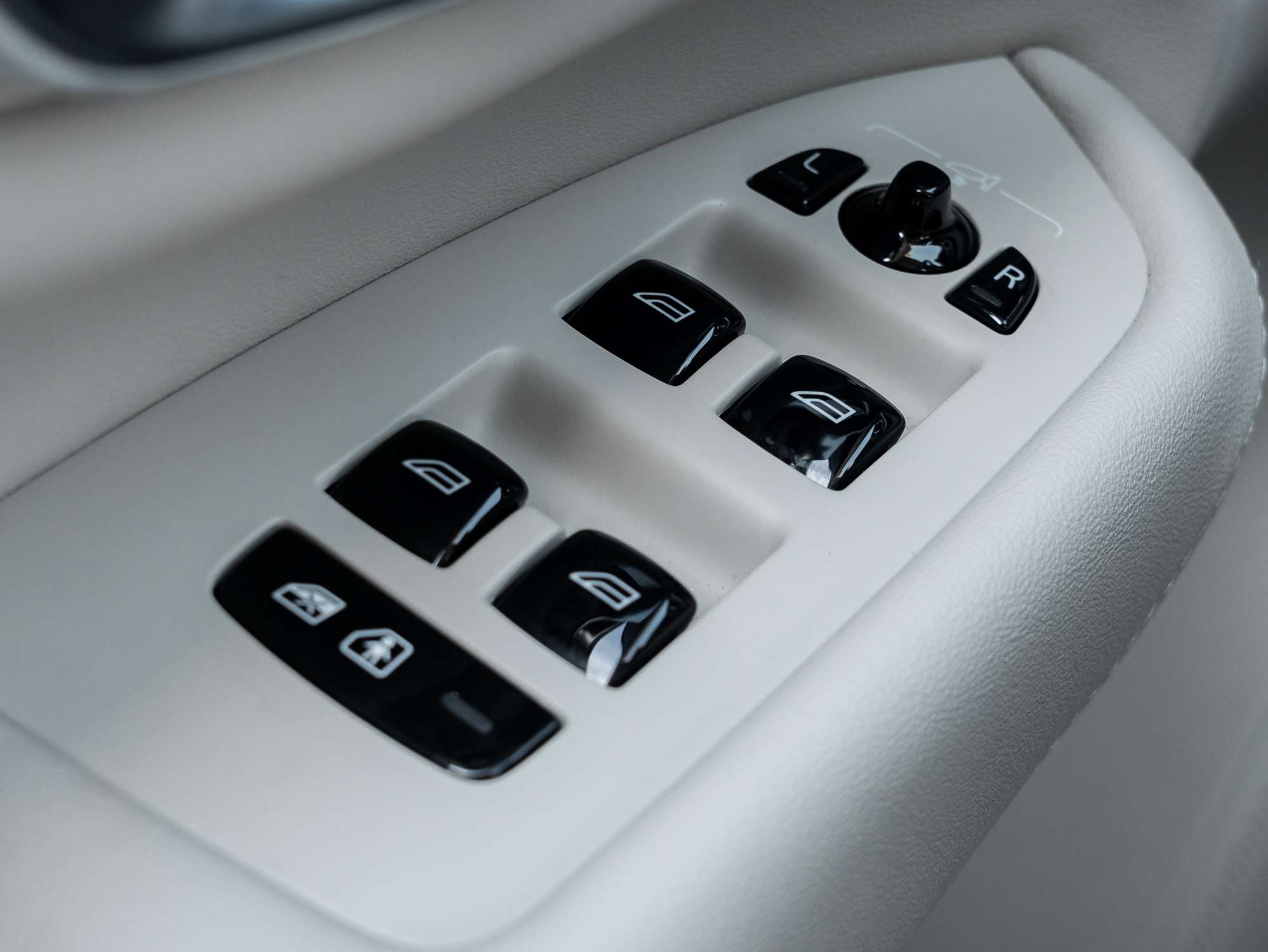 2025 Volvo XC90 2025.5 T8 AWD ULTRA |MASSAGE SEATS |B&WILKINS |CPO thumb 16