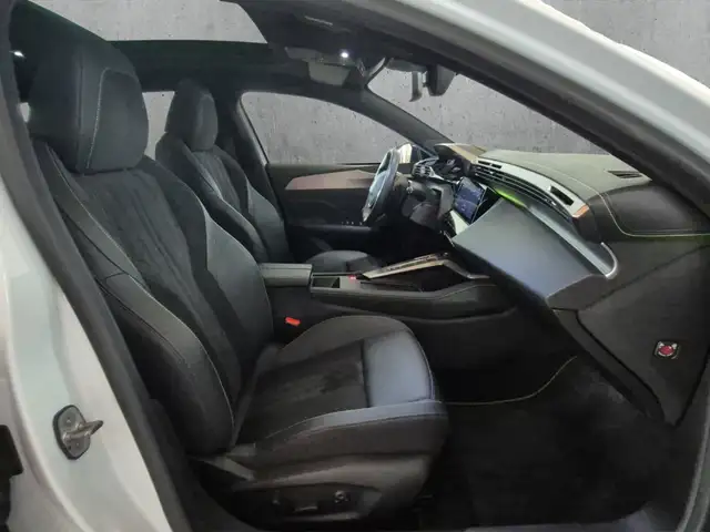 Peugeot 408 view 13