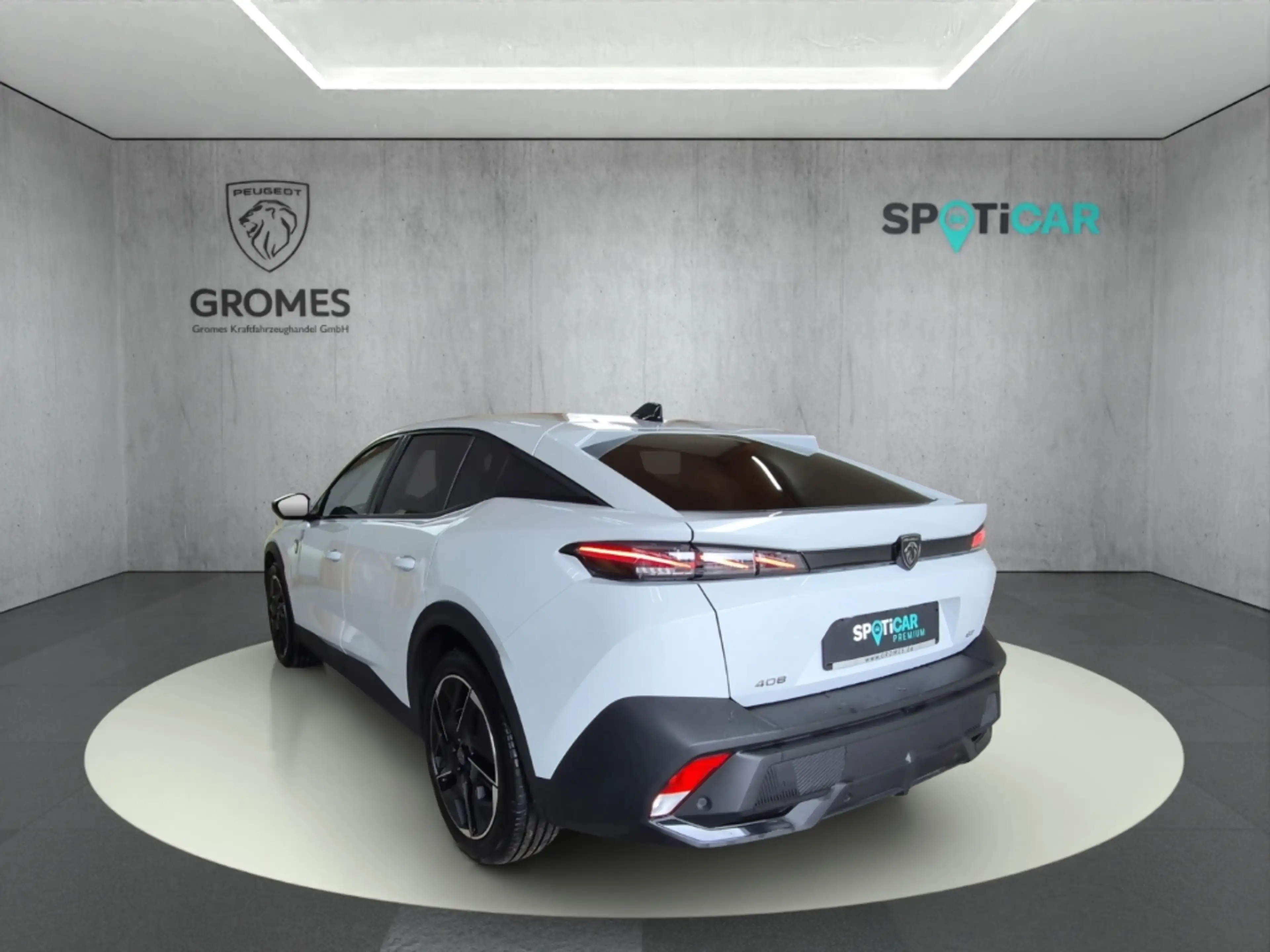 Peugeot 408 GT PT 130 EAT8 PANO LED Navi Memory Sitze 360 Kame — photo 5