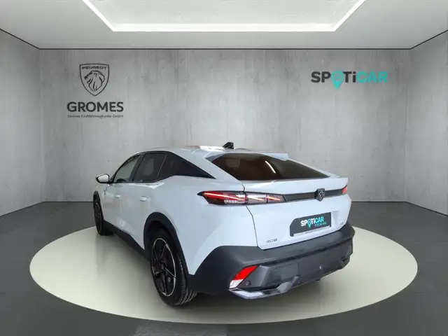 Peugeot 408 view 5