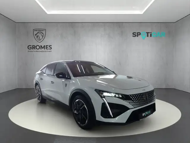 Peugeot 408 main image