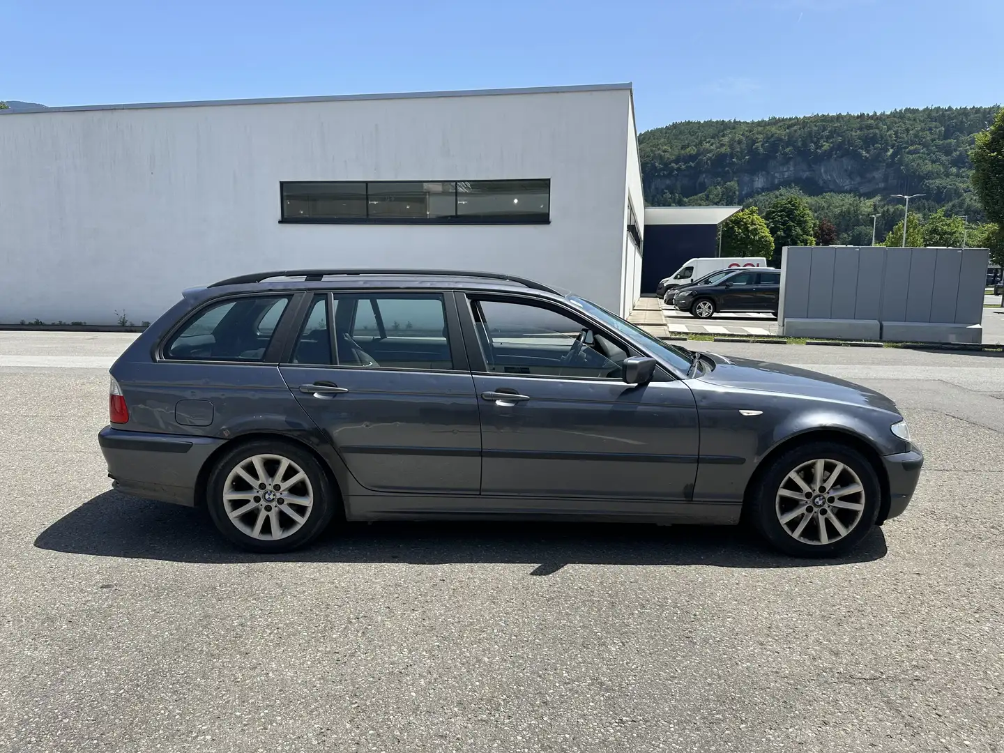 BMW 320 320d touring - 2