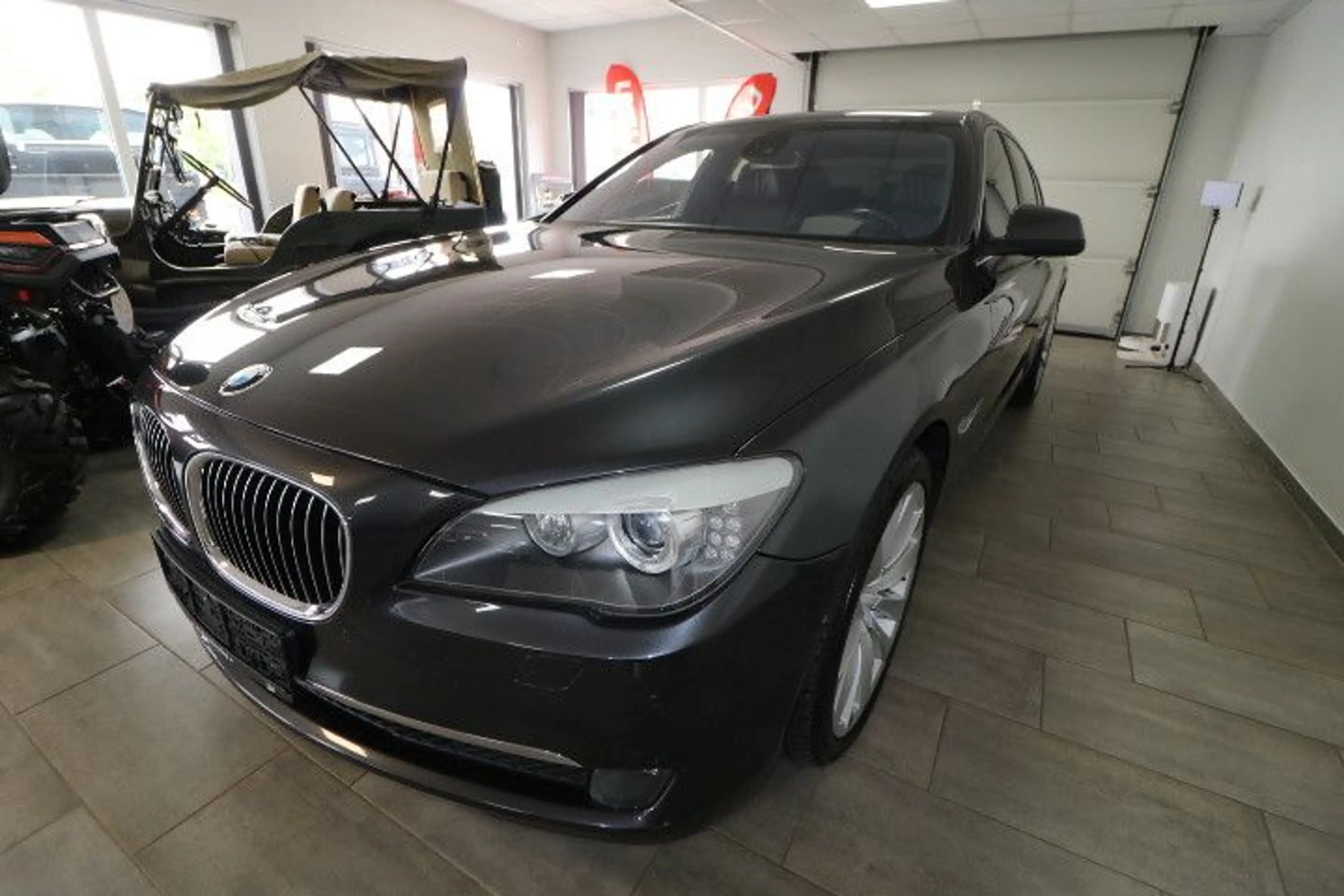 BMW 740 d xDrive Rückfahrkamera — photo 7