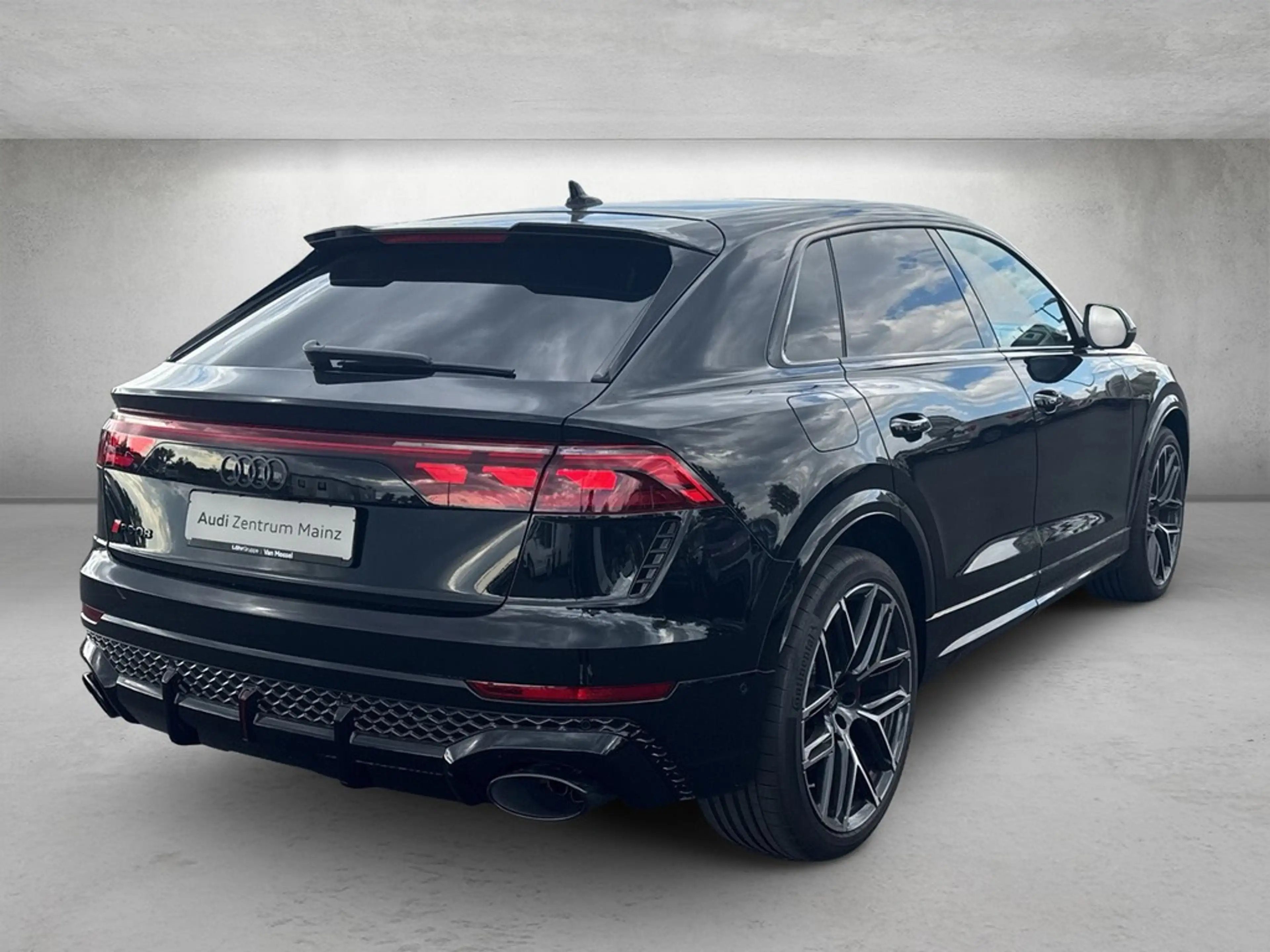 Audi RS Q8 4.0 TFSI quattro 4.0 TFSI quattro — photo 3