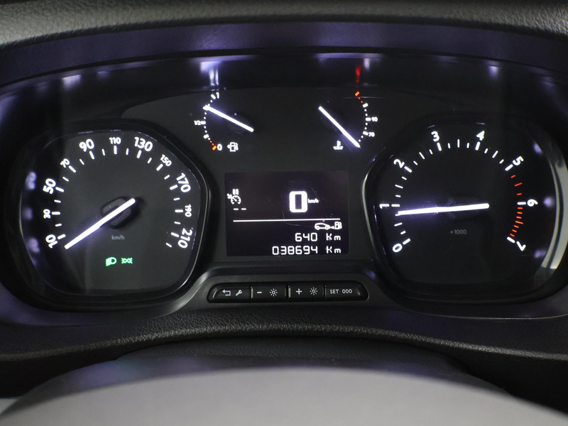 Citroen Jumpy 2.0 BlueHDI 145 M Club | — photo 11