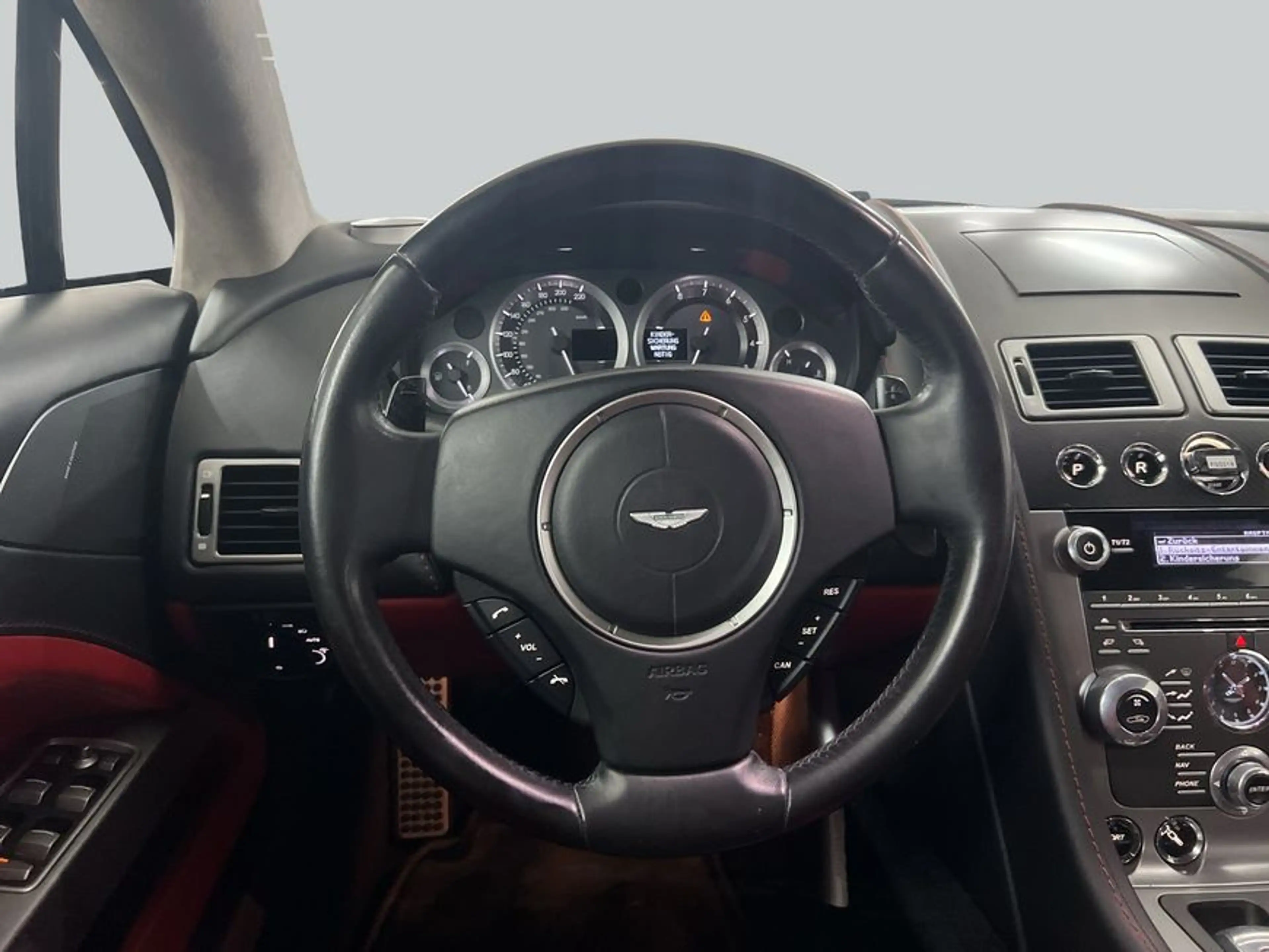 Aston Martin Rapide S — photo 16