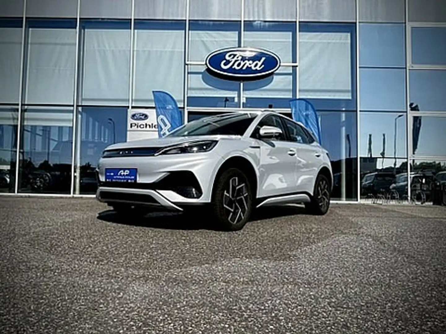 BYD Atto 3 Atto3 Design 204PS Aut. WOW Vorführwagen AKTION! Weiß - 1