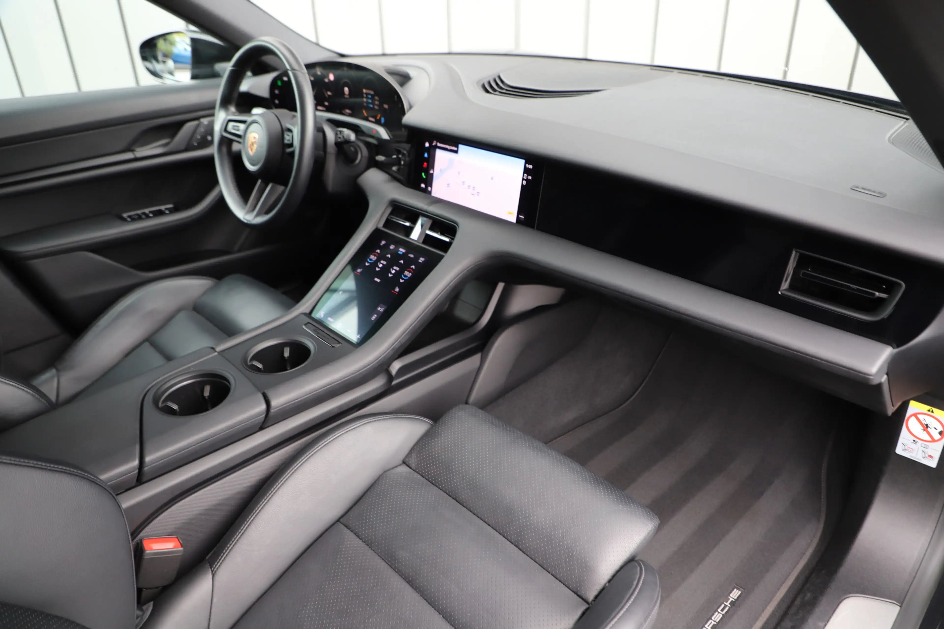 Porsche Taycan Cross Turismo 4 93kWh | 380PK | Panoramadak | Keyl — photo 2