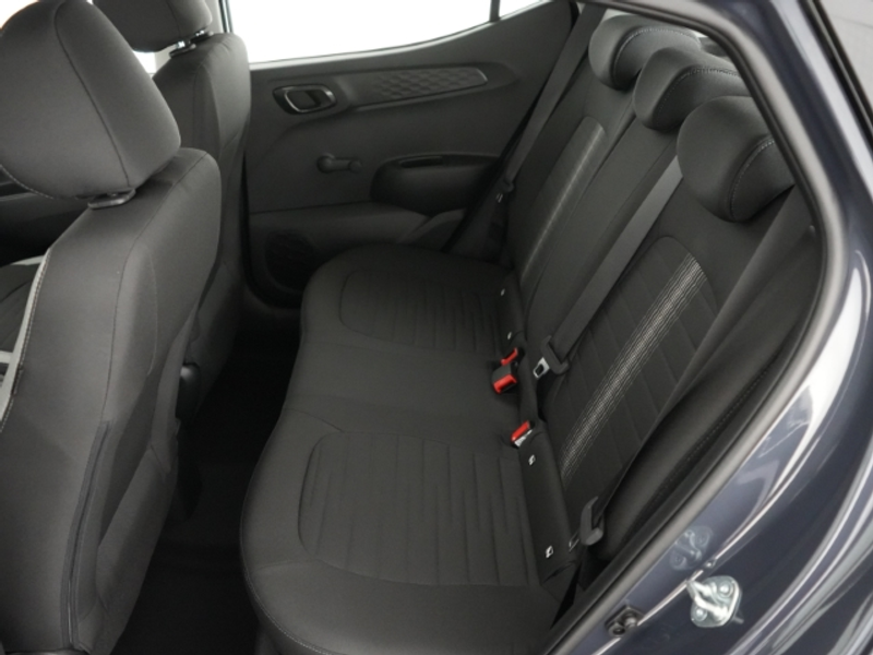 Hyundai i10 FACELIFT TREND AUTOMATIK+NAVI+RÜCKFAHRKAMERA+SITZ- — photo 8