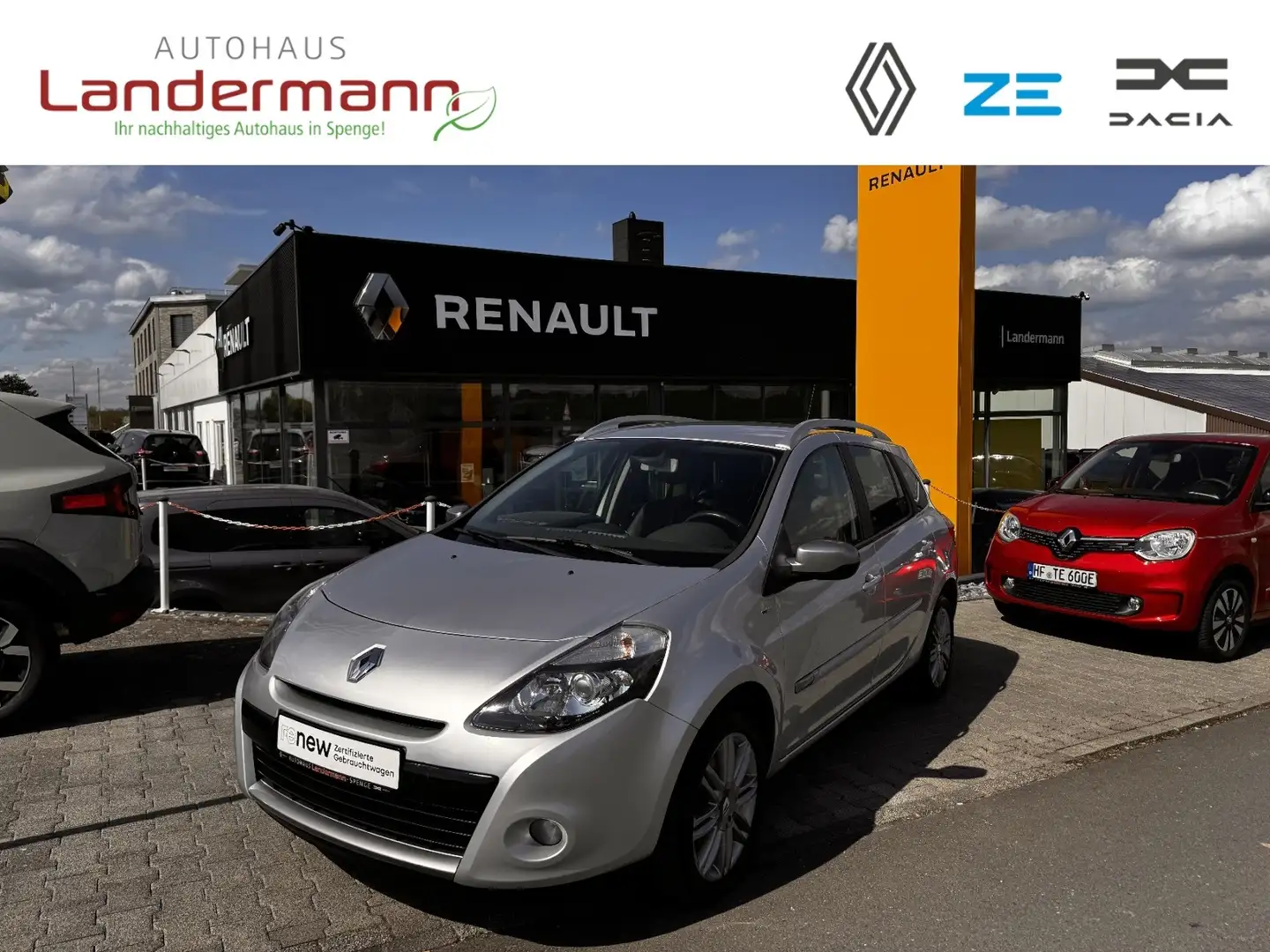 Renault Clio Grandtour Night&Day TCe 100 Grau - 1